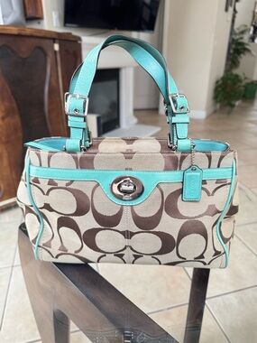 Coach Hampton Signature shoulder bag